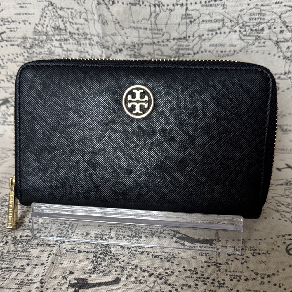 Tory Burch Black Zip Wallet